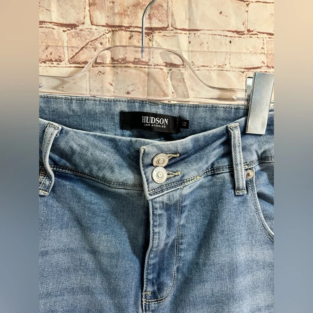 Hudson Beth Mid-Rise Baby Bootcut Jeans Size 12 - Picture 4 of 7